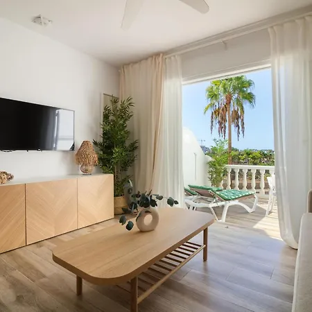 With Balcony - Sunny Holidays Tenerife Appartamento Costa Adeje (Tenerife)