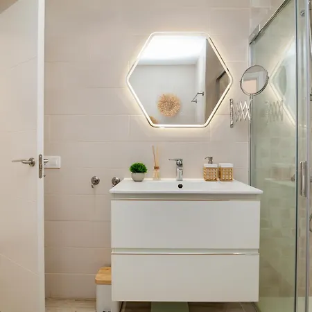 With Balcony - Sunny Holidays Tenerife Appartement