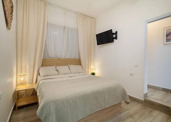 With Balcony - Sunny Holidays Tenerife